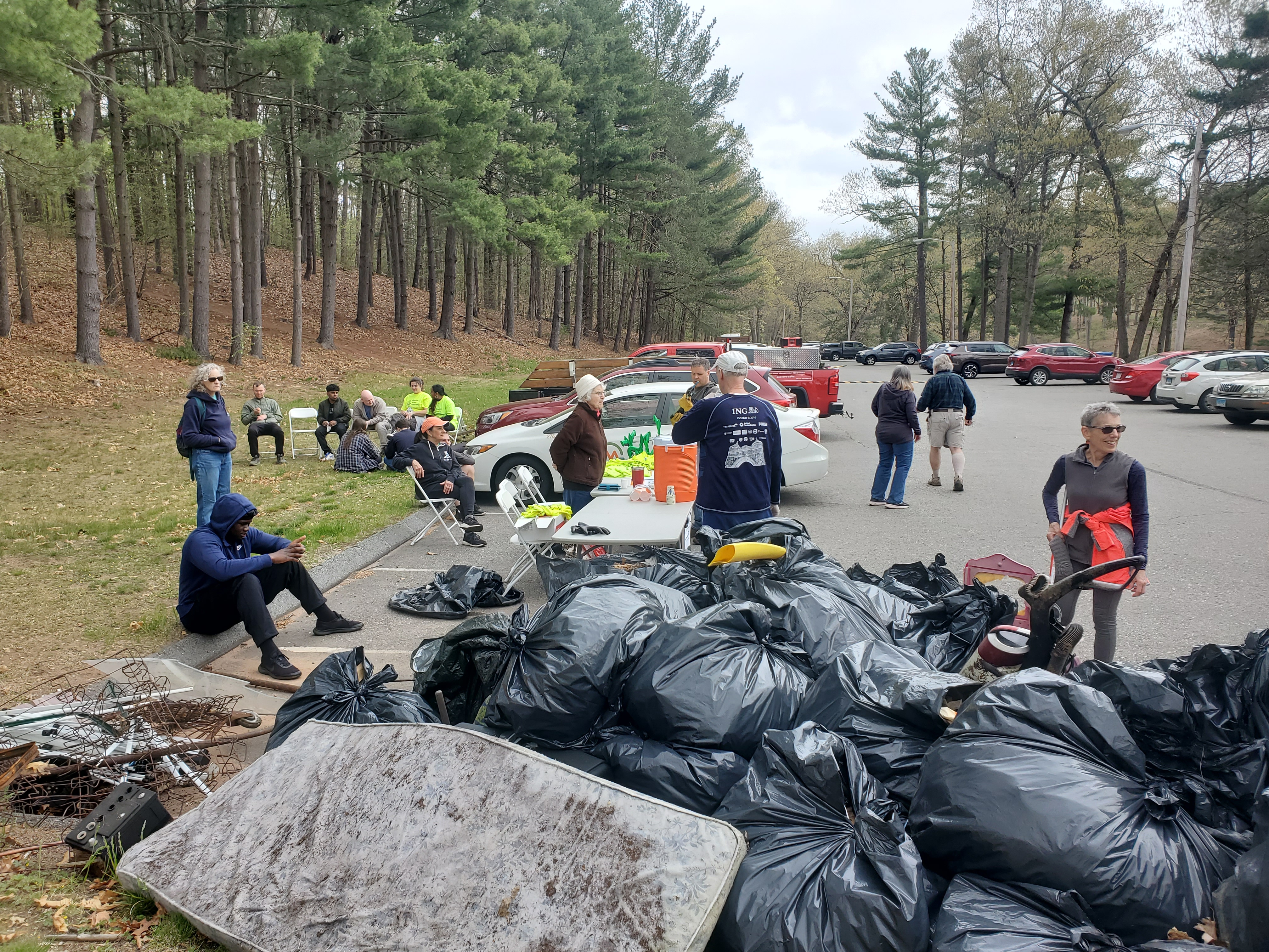 Photo of the 2023 Earth Day Litter Cleanup Event hosted by the Manchester Land Trust